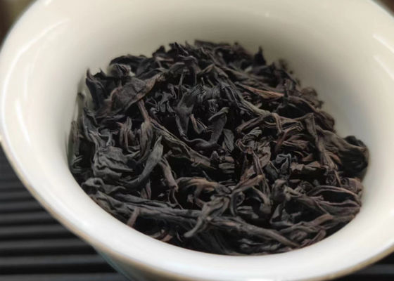 Oolong çayı, yeşil çay ve yarı fermente çay olarak da bilinir