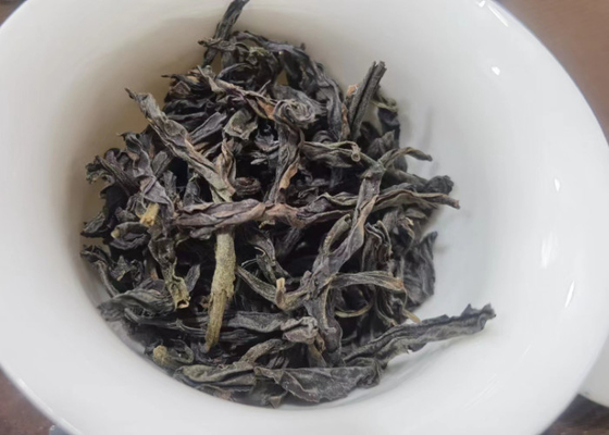 Jin Junmei 80g konserve hediye kutusu çay wuyi dağ çiçeği küçük tohum lianyun çay fabrikası toptan