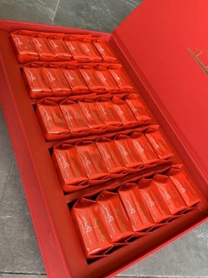 Fujian-Origin Feibai Anji Beyaz Çay Meyveli ve Çiçekli Kokulu Küçük Konserve Çay