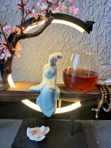 Dahongpao Çayı, Feibai Anji beyaz çayının büyüsünü deneyimleyin. Fujian'dan küçük kaplı çay.